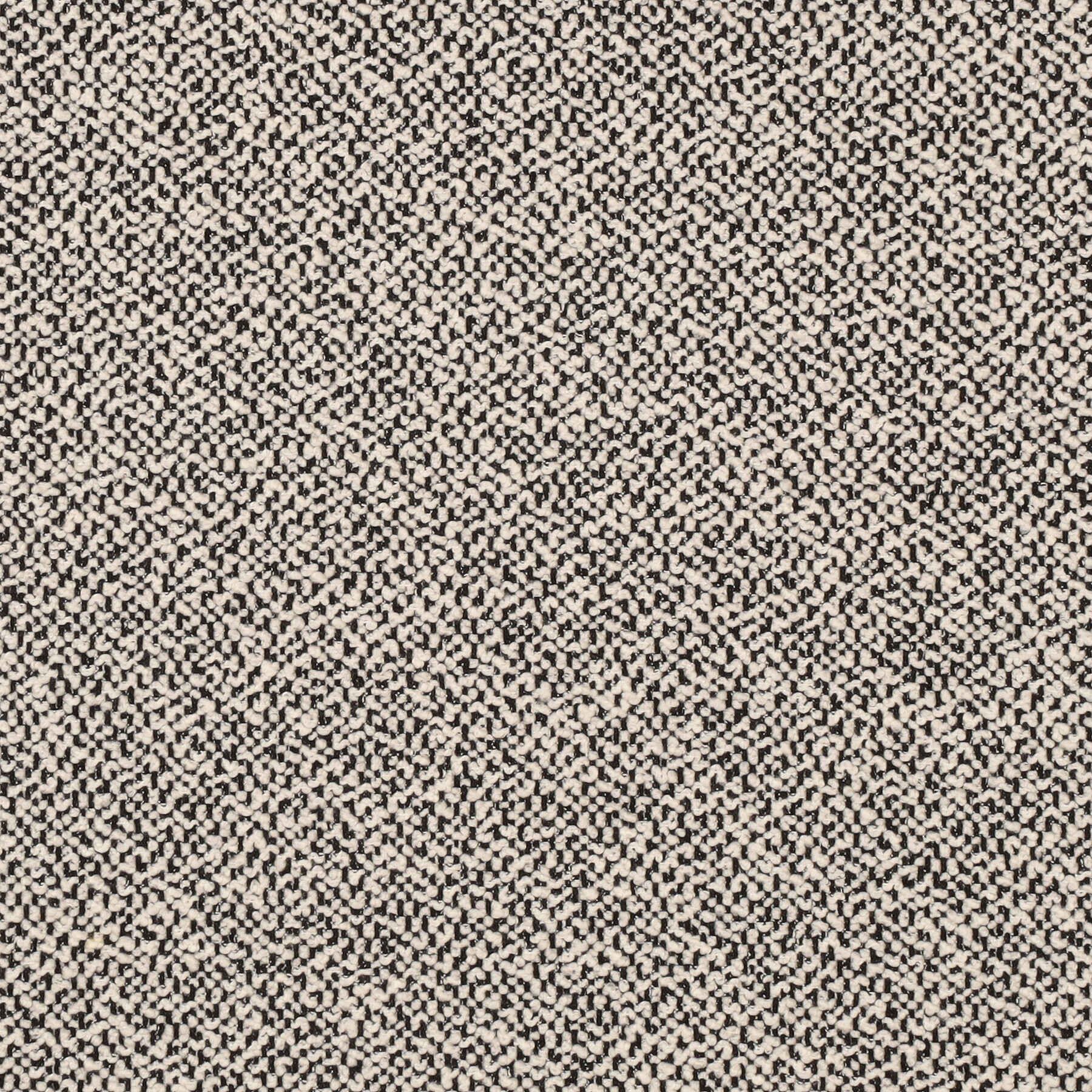 99/32